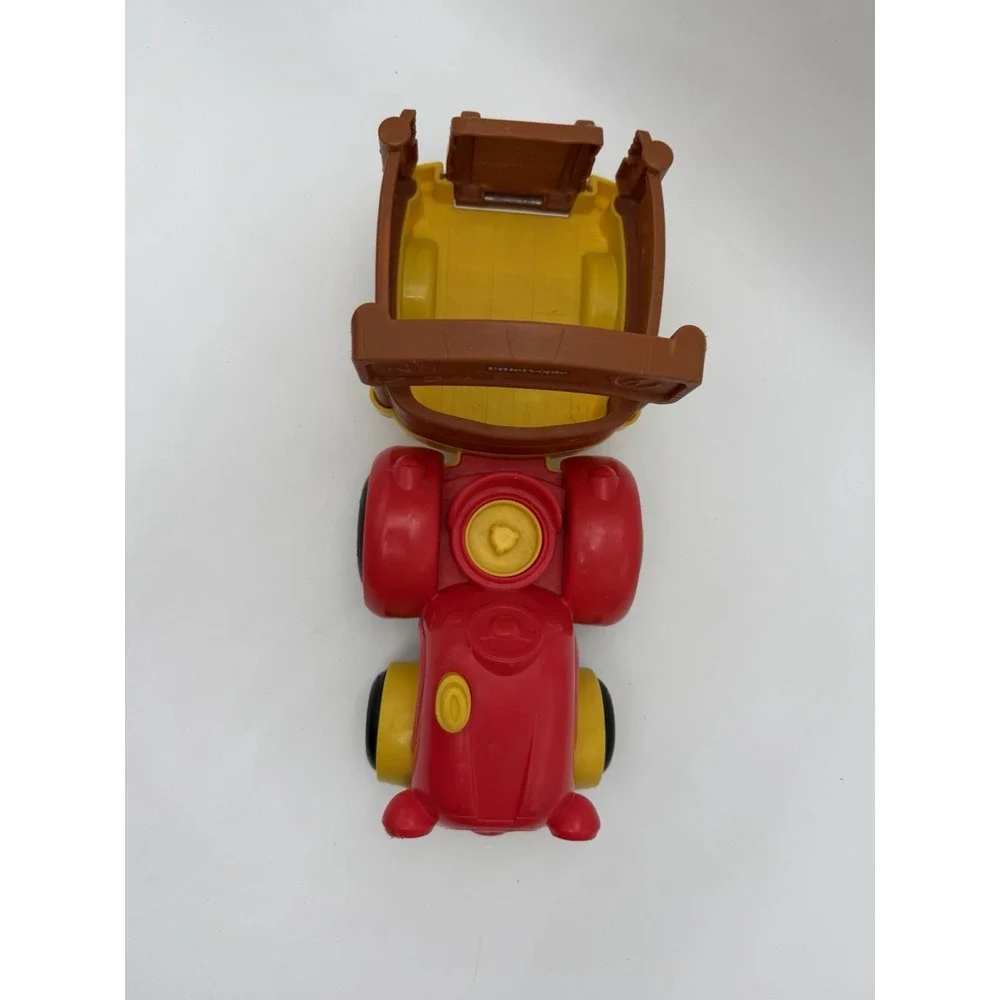 2011‎ Fisher-Price Little People Tow 'n Pull Tractor and Wagon with Sounds/Songs